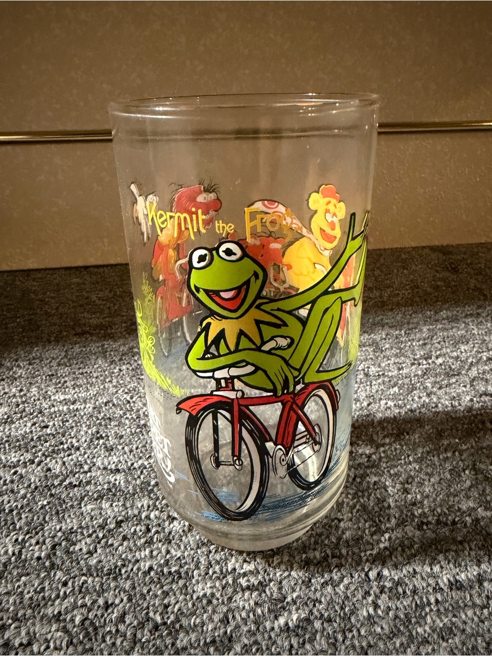 McDonald's 1981 The Great Muppet Caper Character Glass - Kermit & Friends